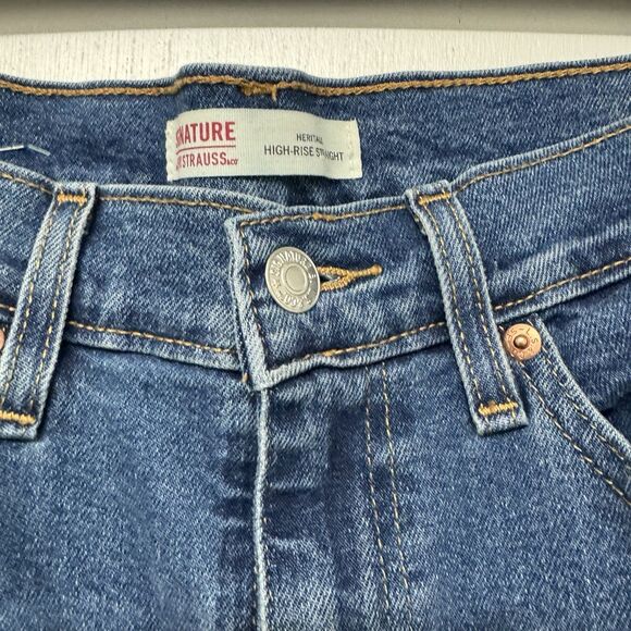 Signature Levi Strauss Heritage High-Rise Distressed Size 10 Fringe Hem - Picture 2 of 9